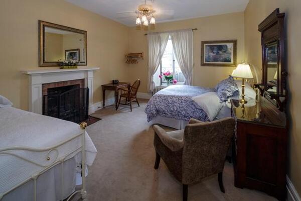 The Rosemount Inn
