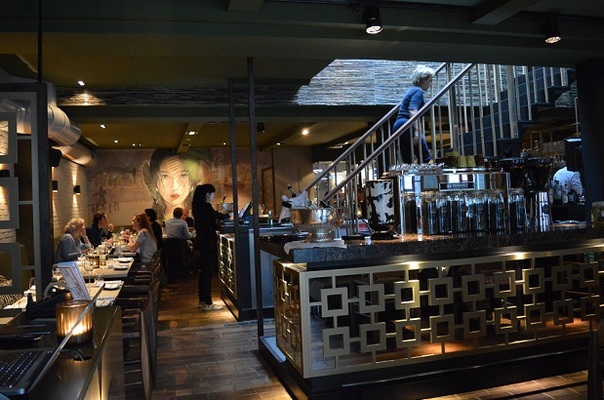 Ron Gastrobar Oriental