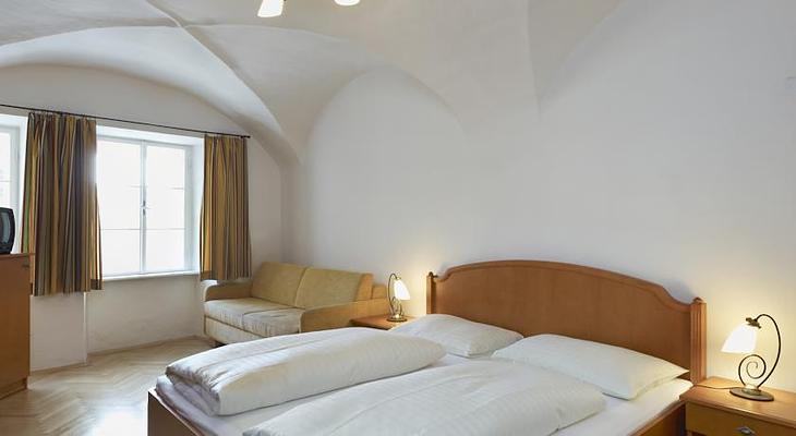 Hotel Krone 1512