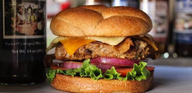Puckett's Gro. & Restaurant