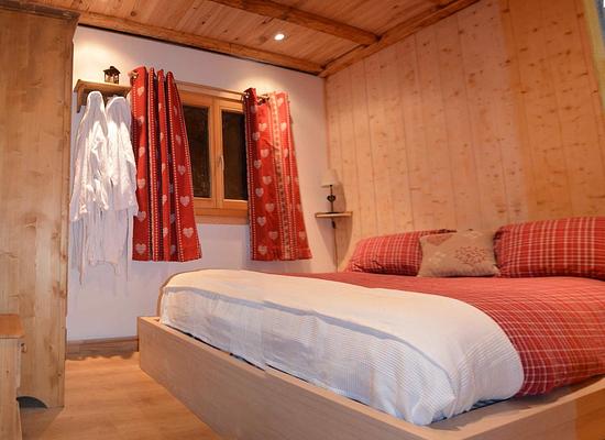 Bluebird Chalets - Chalet Chavants