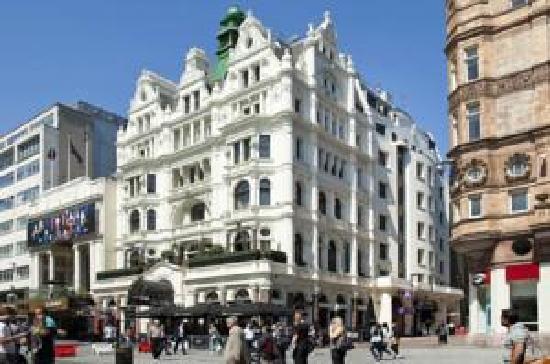 Premier Inn London Leicester Square hotel