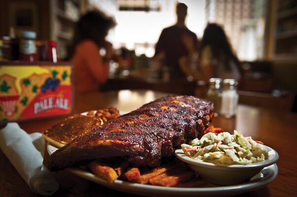 Puckett's Gro. & Restaurant