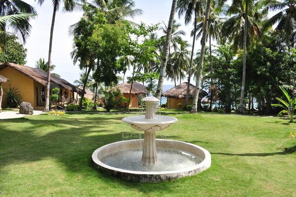Cebu Club Fort Med Resort