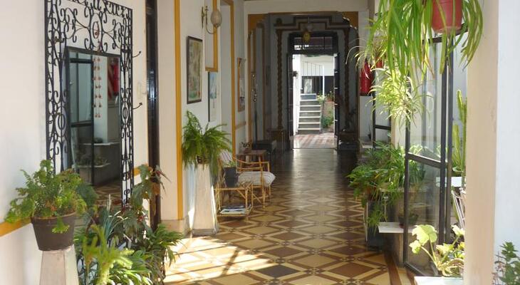 Hotel Zamora