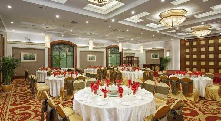 Holiday Inn Zhengzhou Zhongzhou, an IHG hotel