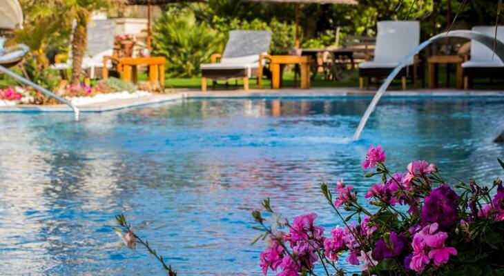 AlacatI Kapari Otel