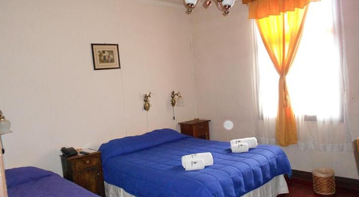 Hostal Bustamante