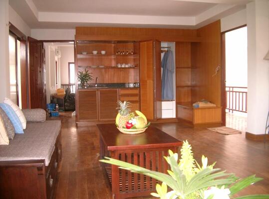 Royal Lanta Resort and Spa