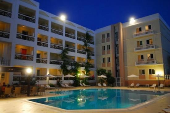 Hersonissos Palace Hotel