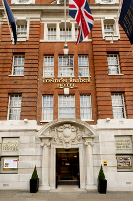 London Bridge Hotel