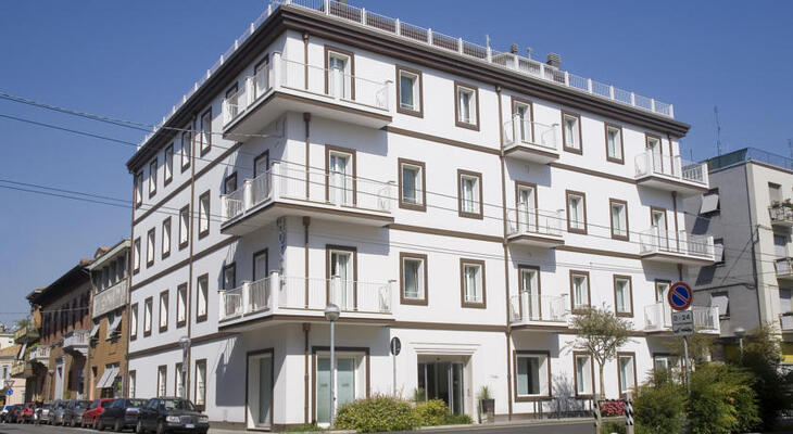 Hotel Card International
