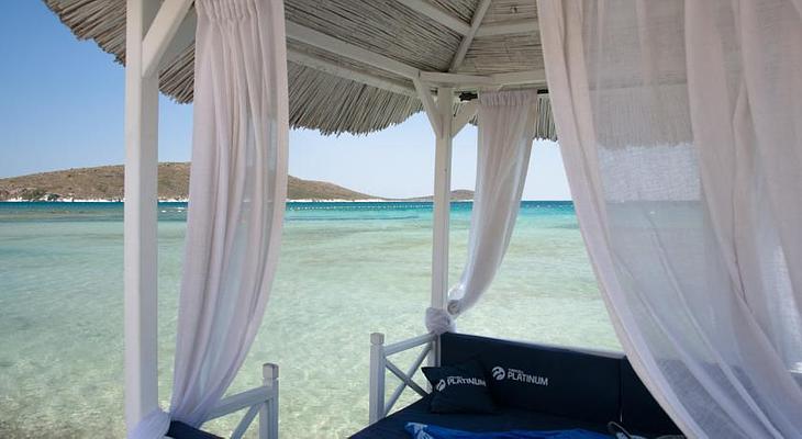 AlacatI Beach Resort & Spa