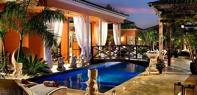 Royal Garden Villas & Spa Luxury Hotel