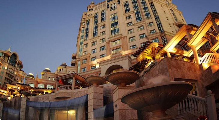 Swissotel Al Murooj Dubai