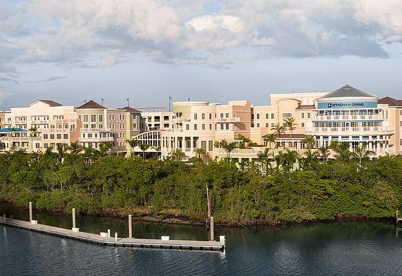 Wyndham Grand Jupiter at Harbourside Place