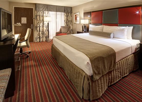 Crowne Plaza Indianapolis-Dwtn-Union Stn, an IHG Hotel