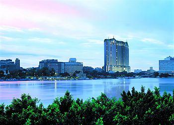 Four Seasons Hotel Cairo at Nile Plaza