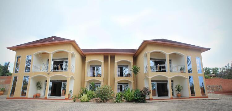 Heaven Restaurant & Boutique Hotel