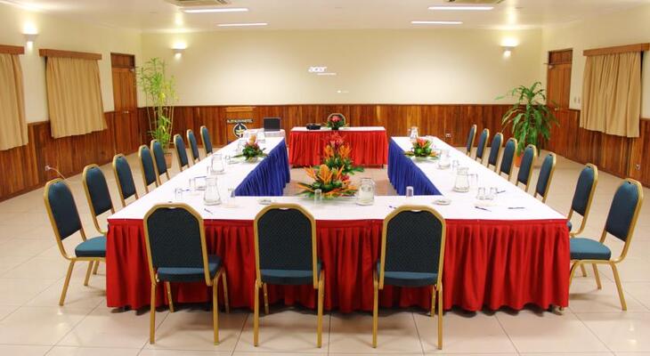 Alotau International Hotel