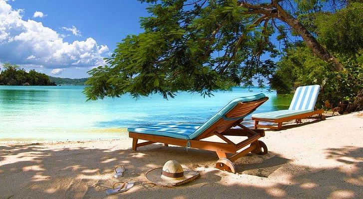 Grand Palladium Lady Hamilton Resort & Spa