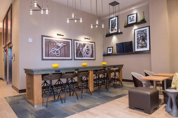 Hampton Inn & Suites Washington DC-Navy Yard