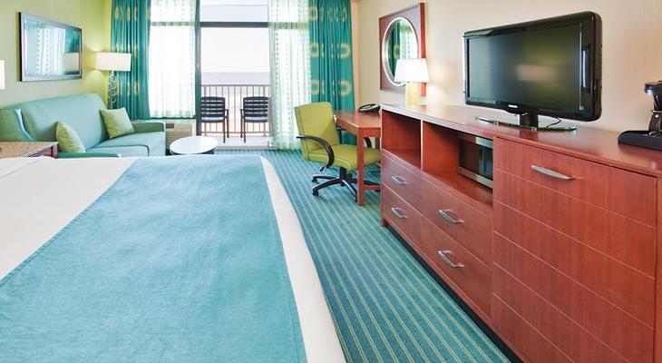 Holiday Inn & Suites Virginia Beach - North Beach, an IHG Hotel