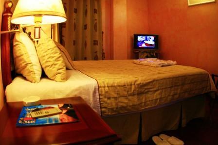 Ceasers Court Hotel