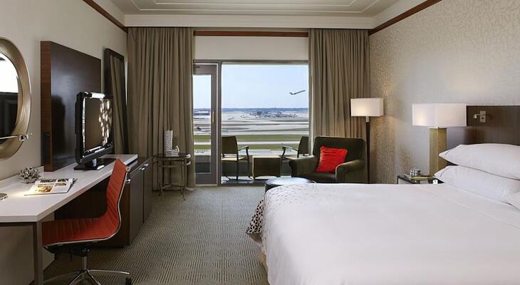 Renaissance Concourse Atlanta Airport Hotel