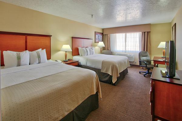 Holiday Inn & Suites Albuquerque Airport, an IHG Hotel