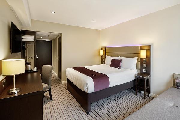 Premier Inn Leeds City Centre (Whitehall Road) hotel