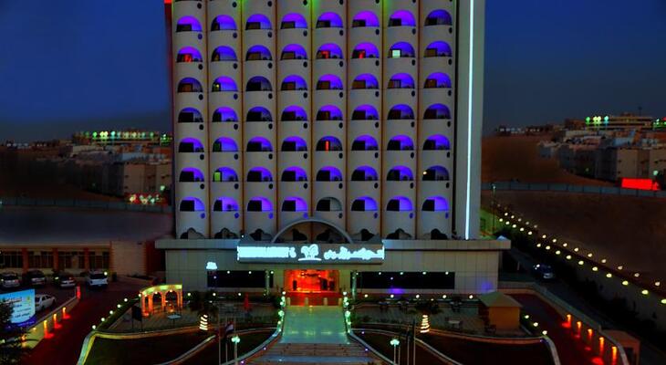 White Palace Hotel