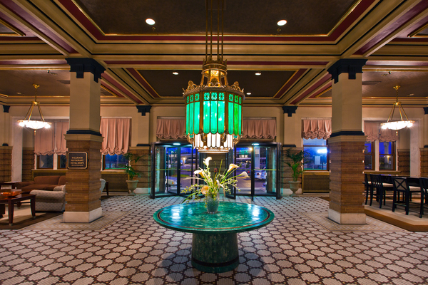 Pensacola Grand Hotel