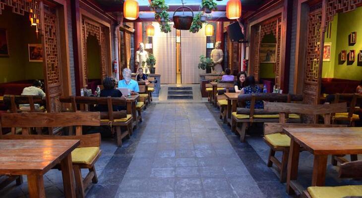 Xiangzimen International Youth Hostel