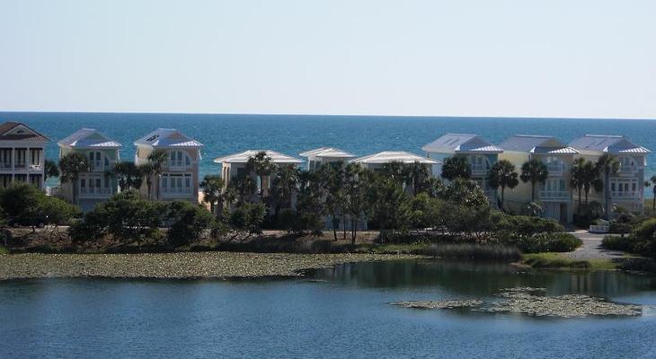 Carillon Beach Resort Inn