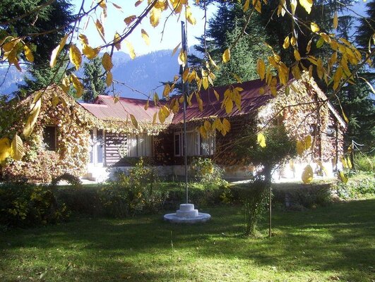 HPTDC Log Huts