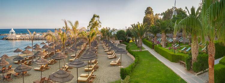 Four Seasons Hotel