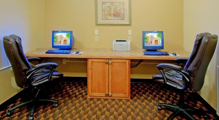 Holiday Inn Express & Suites Albuquerque Midtown, an IHG hotel
