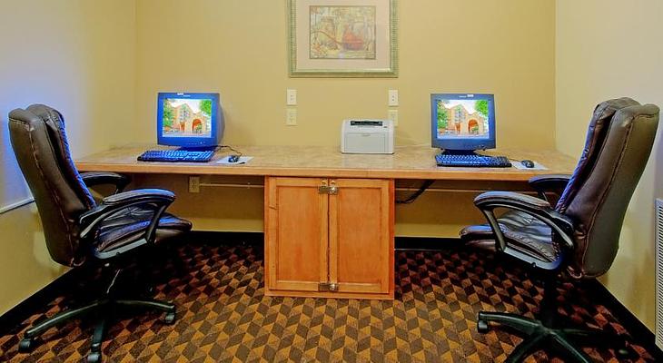 Holiday Inn Express & Suites Albuquerque Midtown, an IHG hotel