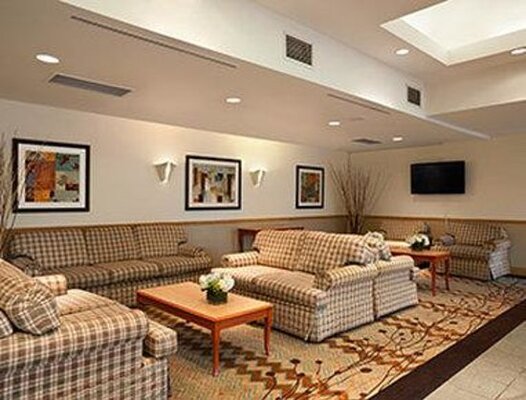 Travelodge Ottawa West