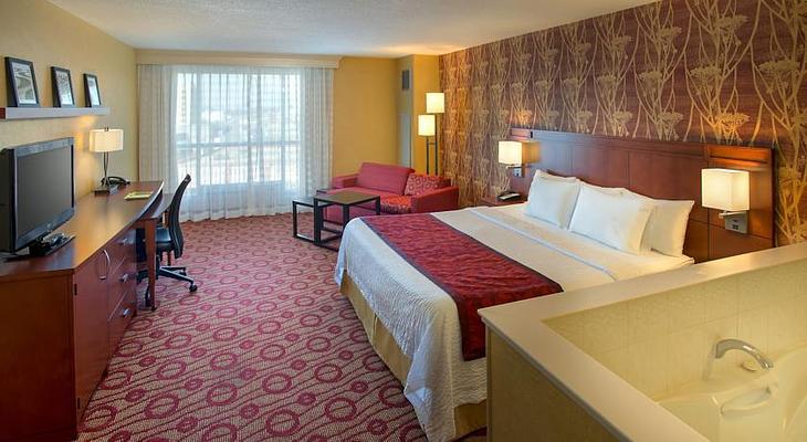 Courtyard by Marriott Niagara Falls