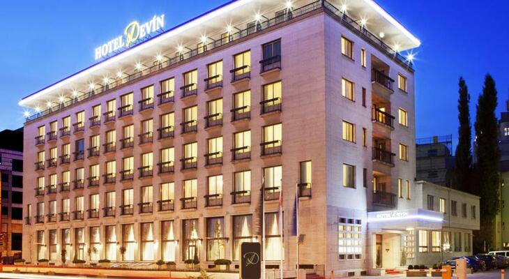 Hotel Devin