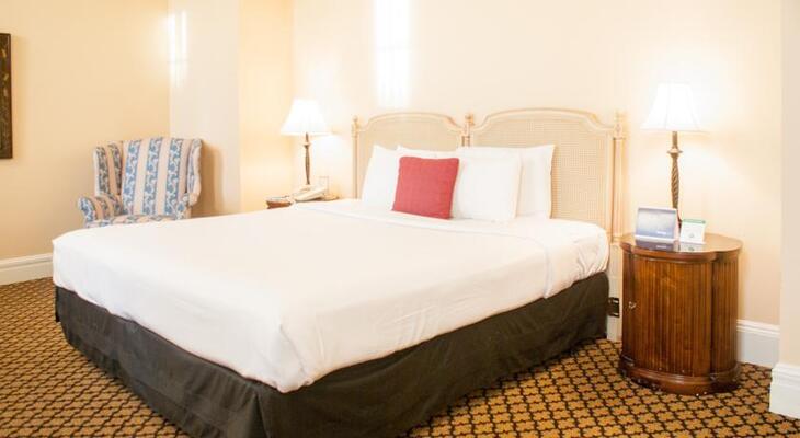 The Lafayette New Orleans By Kasa