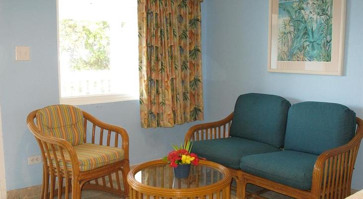 Tamarind Reef Resort