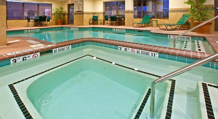 Staybridge Suites Indianapolis Downtown-Conv Ctr, an IHG Hotel