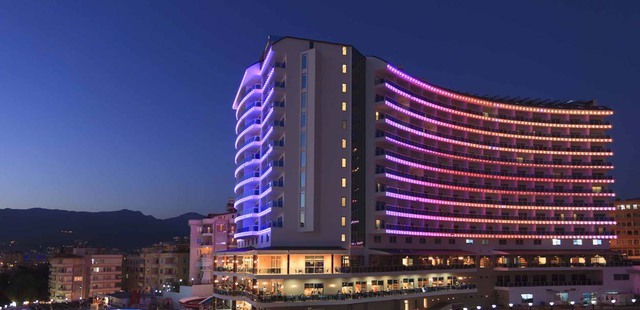 Diamond Resort & Spa