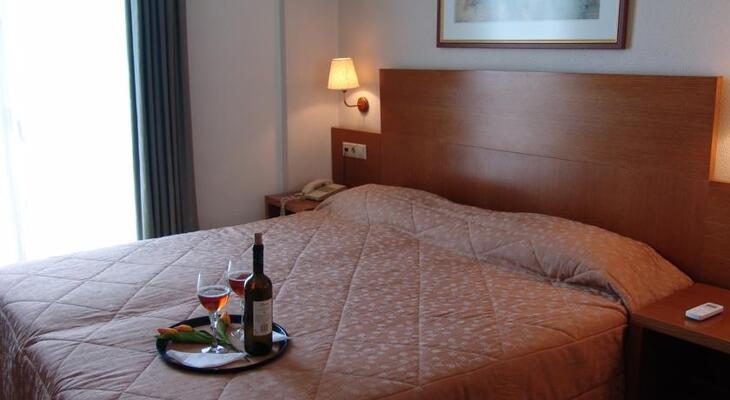 Athos Hotel