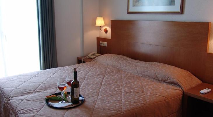 Athos Hotel