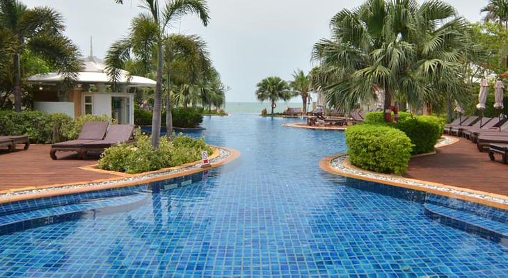 Wora Bura Hua Hin Resort & Spa