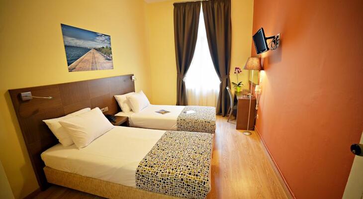 Hotel Orestias Kastorias